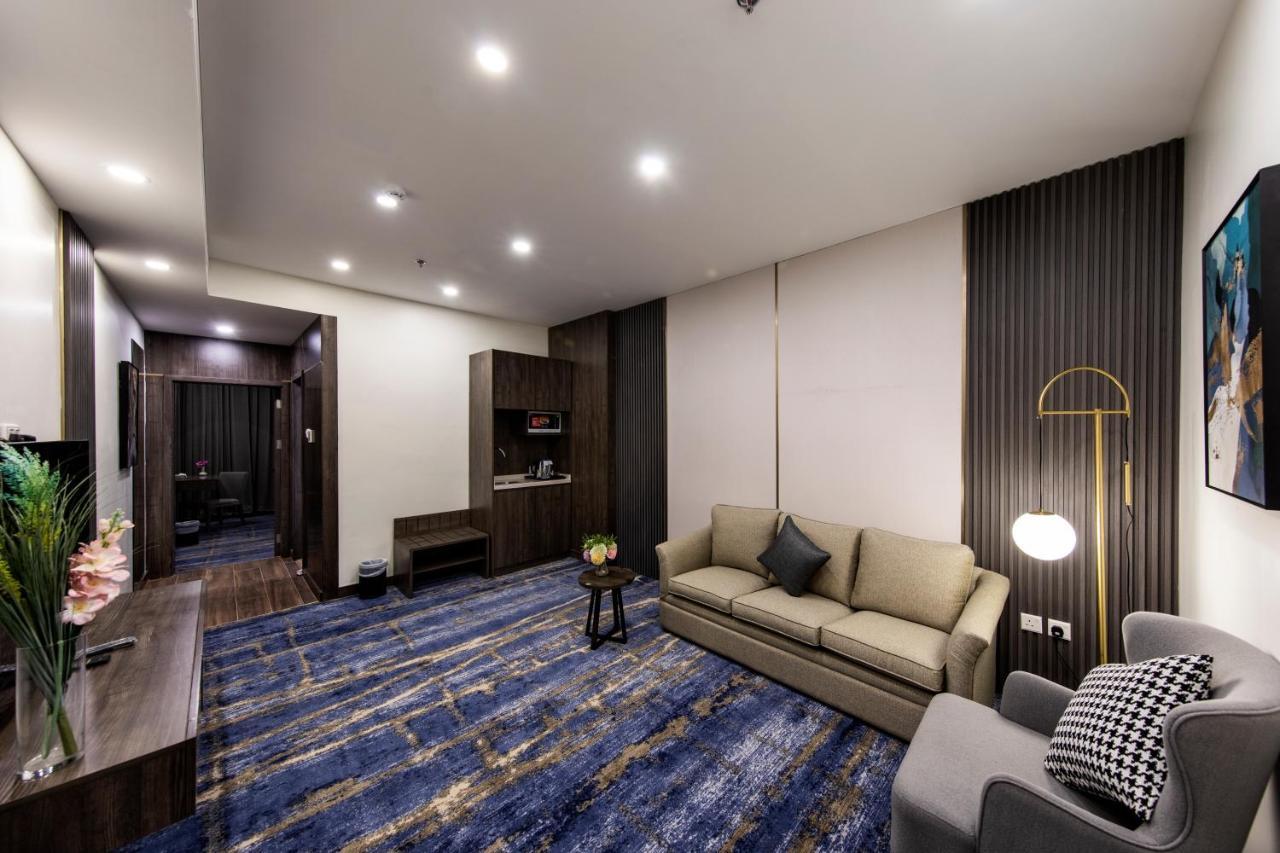 Lily Hotel Suite Hofuf Экстерьер фото